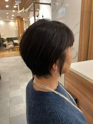 ショート 村中 逸紀のヘアスタイル