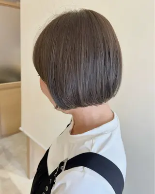 ショート カラー 久木原 ゆりのヘアスタイル