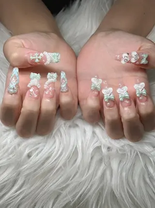 ネイル Lee Nailsのネイルデザイン