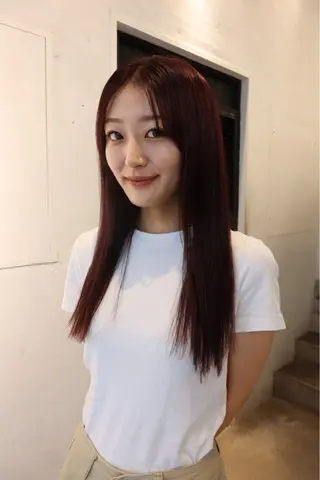 ロング カラー 小森 梨華のヘアスタイル