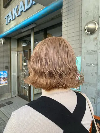 ショート ゆぴ☾/推しカラー /ハイトーンのヘアスタイル