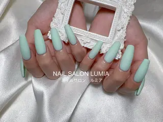 ネイル ネイルサロン ルミア Lumia 店長施術のネイルデザイン