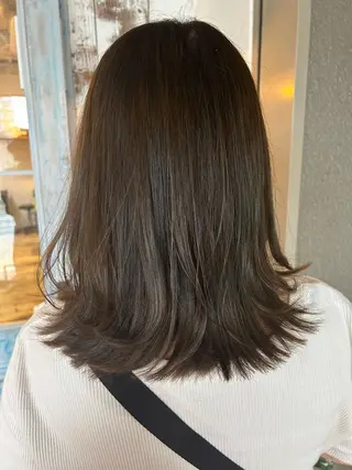 ミディアム カラー noce harumiのヘアスタイル