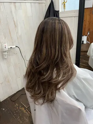 ロング 紙屋 隼人のヘアスタイル