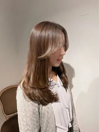 セミロング CreBiA🫧名駅 馬場のヘアスタイル