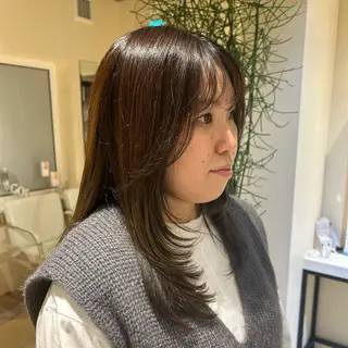 セミロング 笹木 菜々子のヘアスタイル
