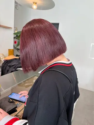 ショート カラー 谷口 舞のヘアスタイル