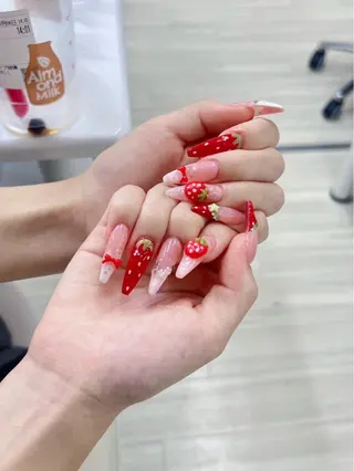 ネイル HANA 長さだしのネイルデザイン