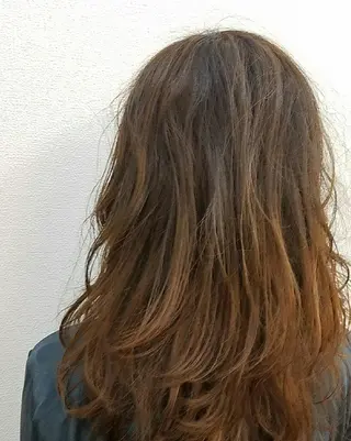 カラー ロング 大山 雅矢のヘアスタイル