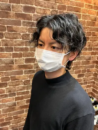 ショート カラー パーマ ヘアアレンジ メンズ キッズ ネイル マツエク・マツパ アイブロウ 久木原 ゆりのヘアスタイル