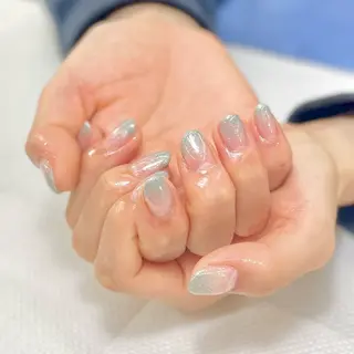 ネイル MAXKELLY正池 白フレンチ募集🕊️のネイルデザイン