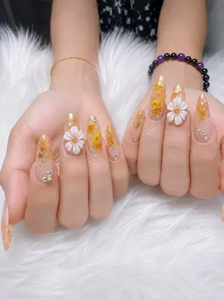ネイル Lina  nail beautyのネイルデザイン