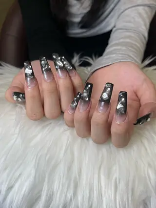 ネイル NiJi Nailsのネイルデザイン