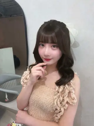 セミロング カラー Rio🎀ブリーチ なし透明感♡顔周り♡のヘアスタイル