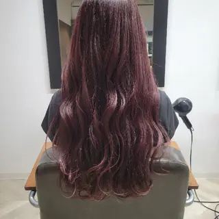 ロング 安永 結菜のヘアスタイル