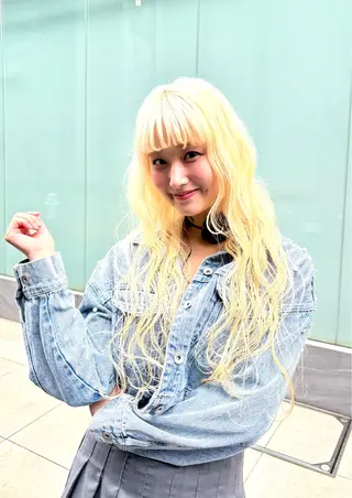 ロング 梅雨対策すぐ巻ける ☔️縮毛矯正勝倉　麗のヘアスタイル