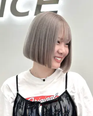 ショート カラー ヘアアレンジ 縮毛矯正🤍 ボブ/ HIKARIのヘアスタイル