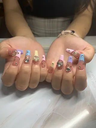 ネイル akina nailsのネイルデザイン