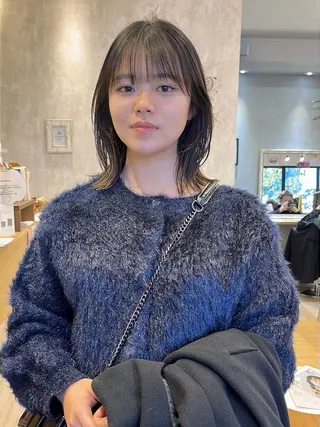 ミディアム 吉原 由菜のヘアスタイル