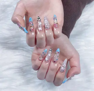 ネイル Hin Hana Nailのネイルデザイン