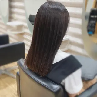 ロング カラー KON｜ごまかさない 艶。酸熱×精密カットのヘアスタイル
