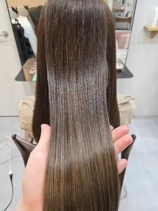 セミロング 野村 果音(カノン)のヘアスタイル