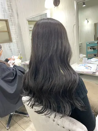 ロング ネモトメイナ🌿 今月末で退職しますのヘアスタイル