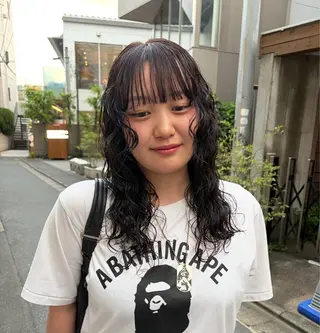 セミロング パーマ 🌀くせ毛風 ナチュラルパーマ優吉のヘアスタイル