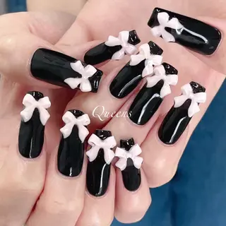 ネイル Queens テイのネイルデザイン