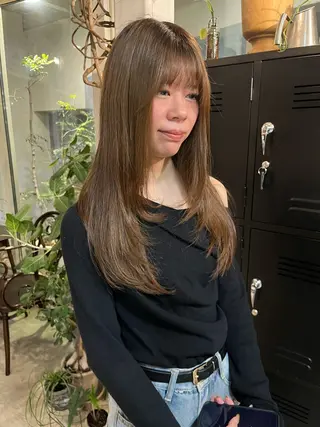 ロング 柴田 さくら/カットパーマのヘアスタイル