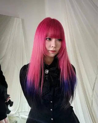 カラー 山本 夏恋のヘアスタイル