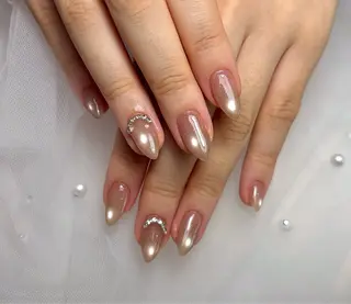 ネイル 𝐁𝐞𝐥𝐥 𝐦𝐞のネイルデザイン