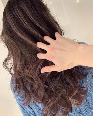 セミロング カラー ブリーチ 透明感HIDEのヘアスタイル