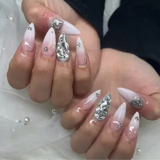 ネイル tener 🖤yua🖤のネイルデザイン