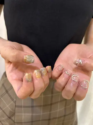 ネイル elu :nail&eyeのネイルデザイン