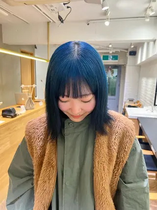 ミディアム 似合わせレイヤー ＆縮毛矯正のヘアスタイル