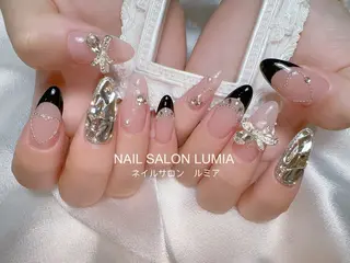 ネイル ネイルサロン ルミア Lumia 店長施術のネイルデザイン