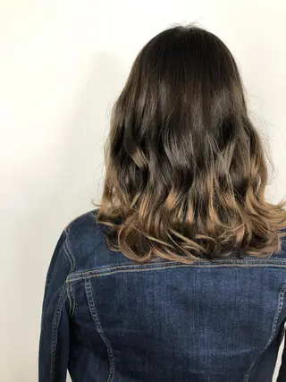 ミディアム Rubik難波樽本 譲二のヘアスタイル
