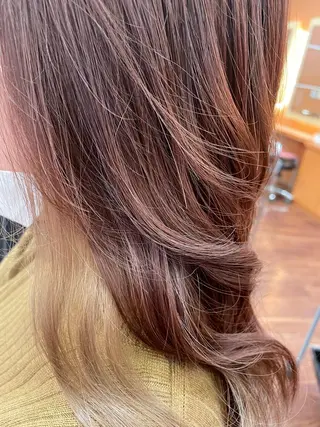 ミディアム カラー セト マユミのヘアスタイル