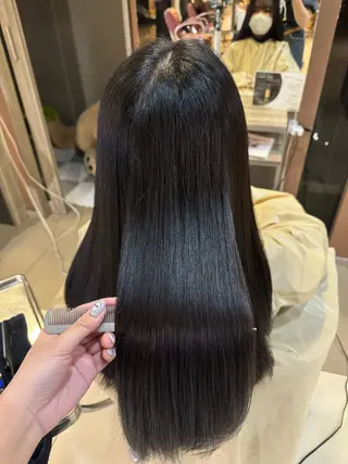 セミロング 透明感カラー& メンズアイブロウ専門のヘアスタイル