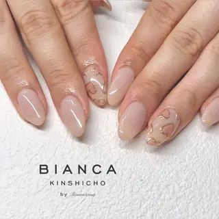 ネイル One’Ness Nana🤍のネイルデザイン