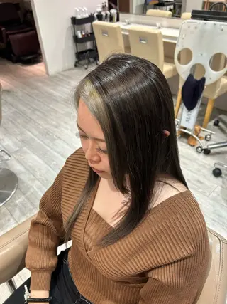 カラー Akane🤎 ash本八幡のヘアスタイル