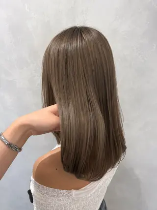 ミディアム EARTH miuのヘアスタイル