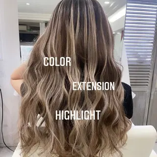 ロング カラー エクステ🩵ブリーチ 韓国ヘア🩵KAEのヘアスタイル