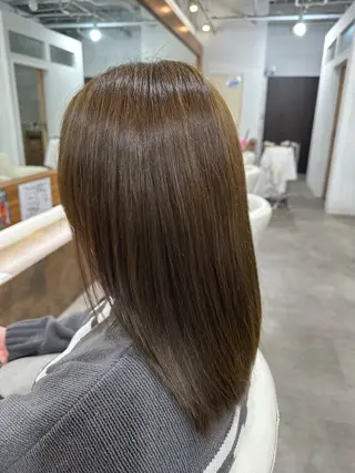 ミディアム 我満 宏映のヘアスタイル