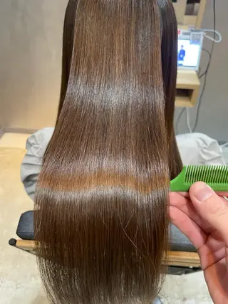 ロング 【お悩み解決のプロ】 ハヤシタクミのヘアスタイル