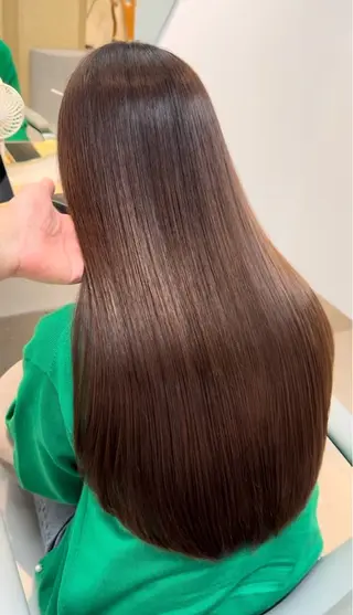 カラー 透明感カラー🥣 Cara ライムのヘアスタイル