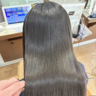 カラー ロング 無料モデル募集中🫧 田村 羽夏のヘアスタイル