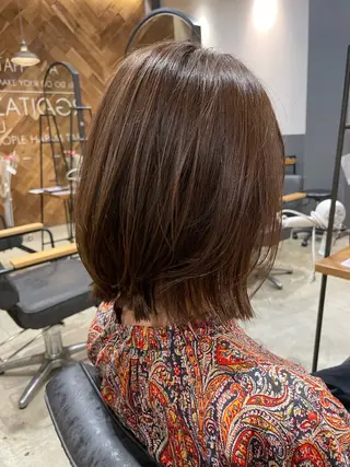 ミディアム 藤戸 美のヘアスタイル