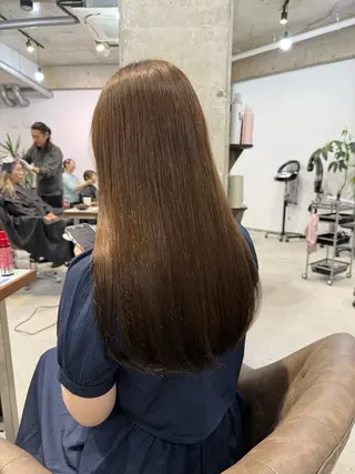 ロング カラー カイリ /レイヤーカットのヘアスタイル